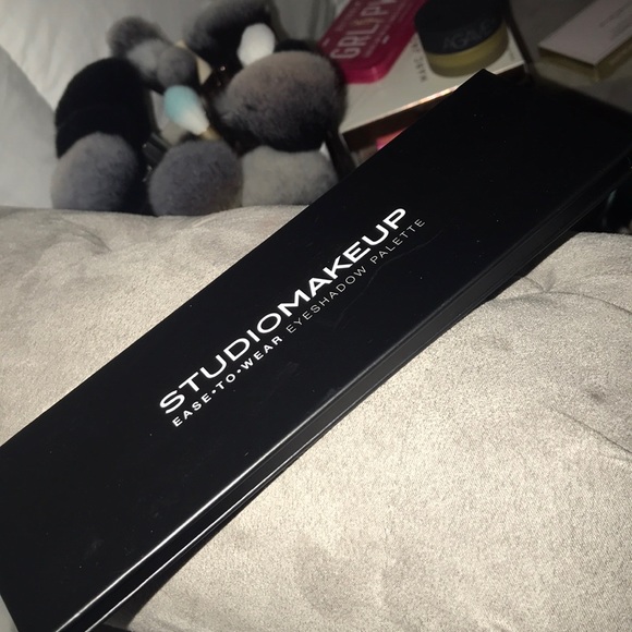 Studiomakeup easy to wear eyeshadow palette - Picture 2 of 4